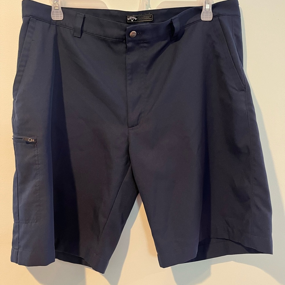 Callaway Men's Dark Blue Zippered Pockets Cargo Golf Shorts, Size 38